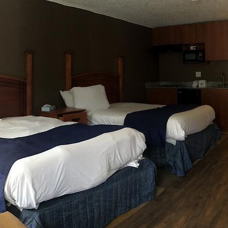 Americas Best Value Inn & Suites Jackson Bagian luar foto